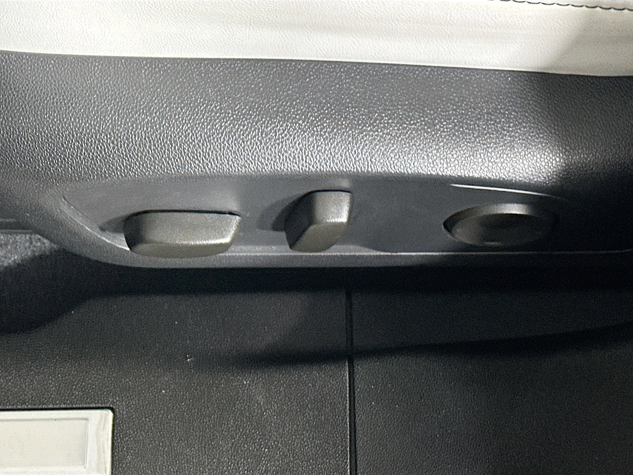 Used 2024 Acura ZDX A-Spec image 13