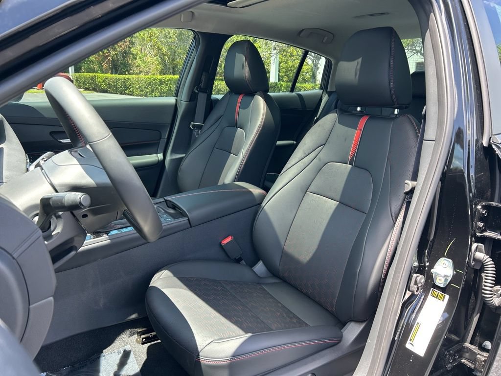 New 2026 Nissan Sentra SR w/ SR Premium Package FWD image 21