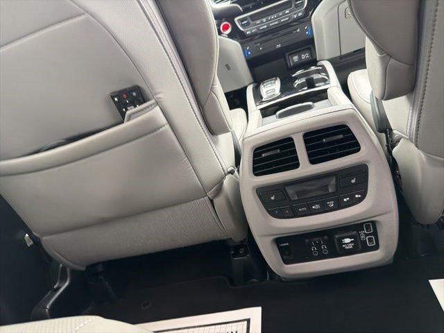 Used 2019 Honda Pilot Elite image 29