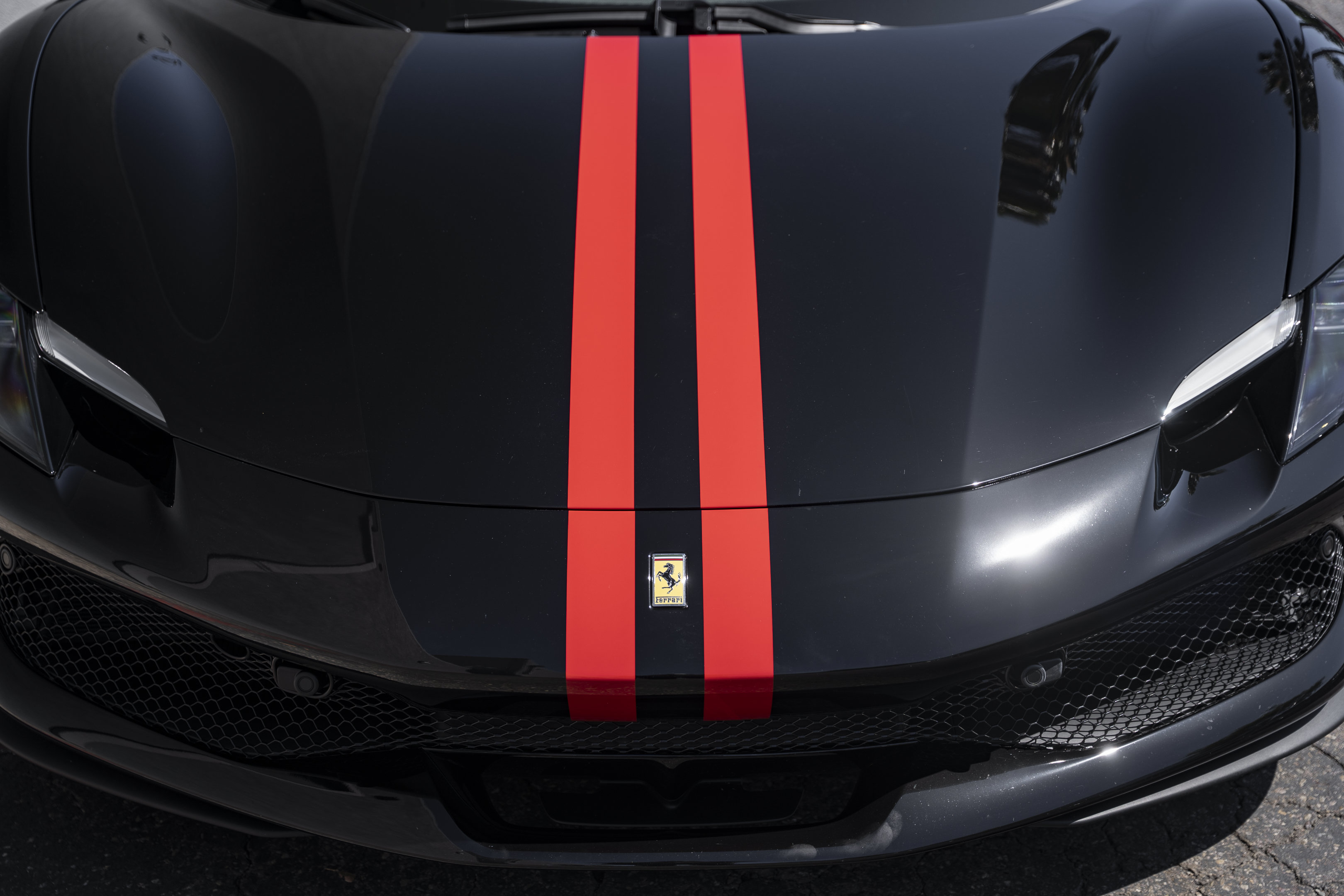 Used 2026 Ferrari 296 GTS RWD image 21