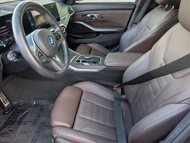Used 2023 BMW 330e w/ M Sport Package RWD image 17