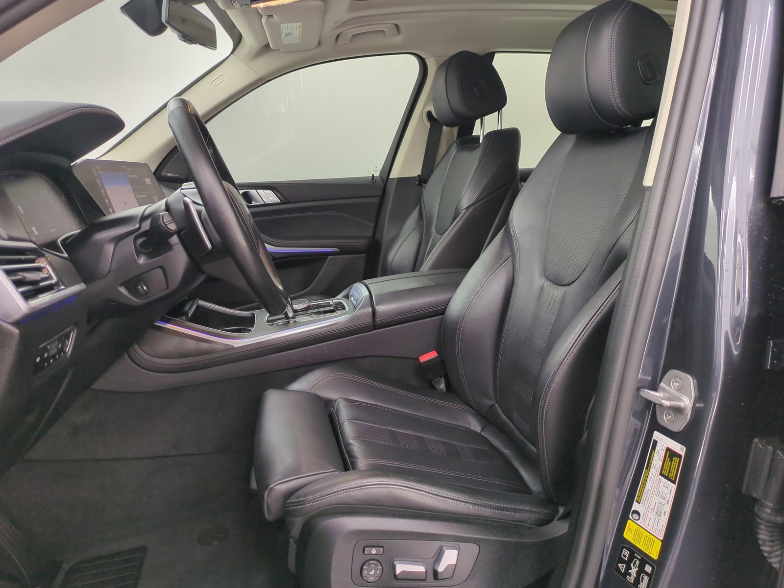 Used 2021 BMW X7 xDrive40i w/ Premium Package image 5