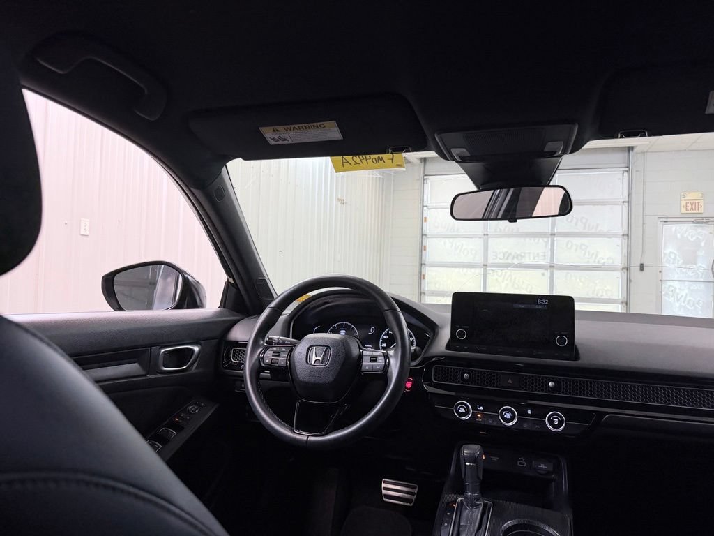 Used 2023 Honda Civic Sport image 23