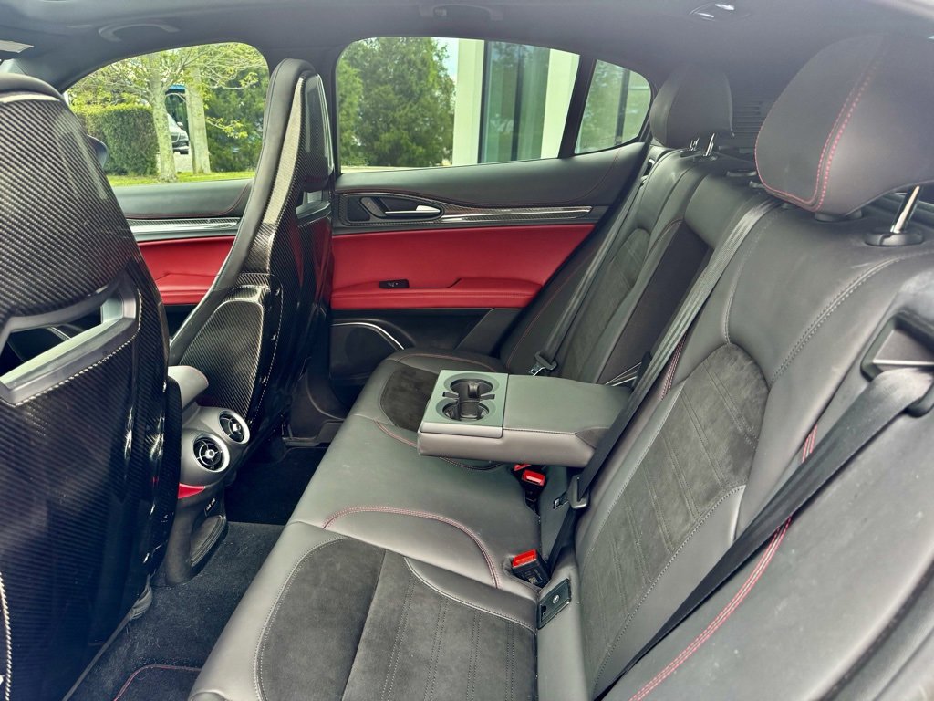 Used 2019 Alfa Romeo Stelvio Quadrifoglio image 20