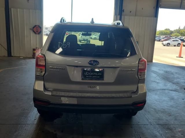 Used 2017 Subaru Forester 2.5i Premium w/ All-Weather Package AWD/4WD image 4
