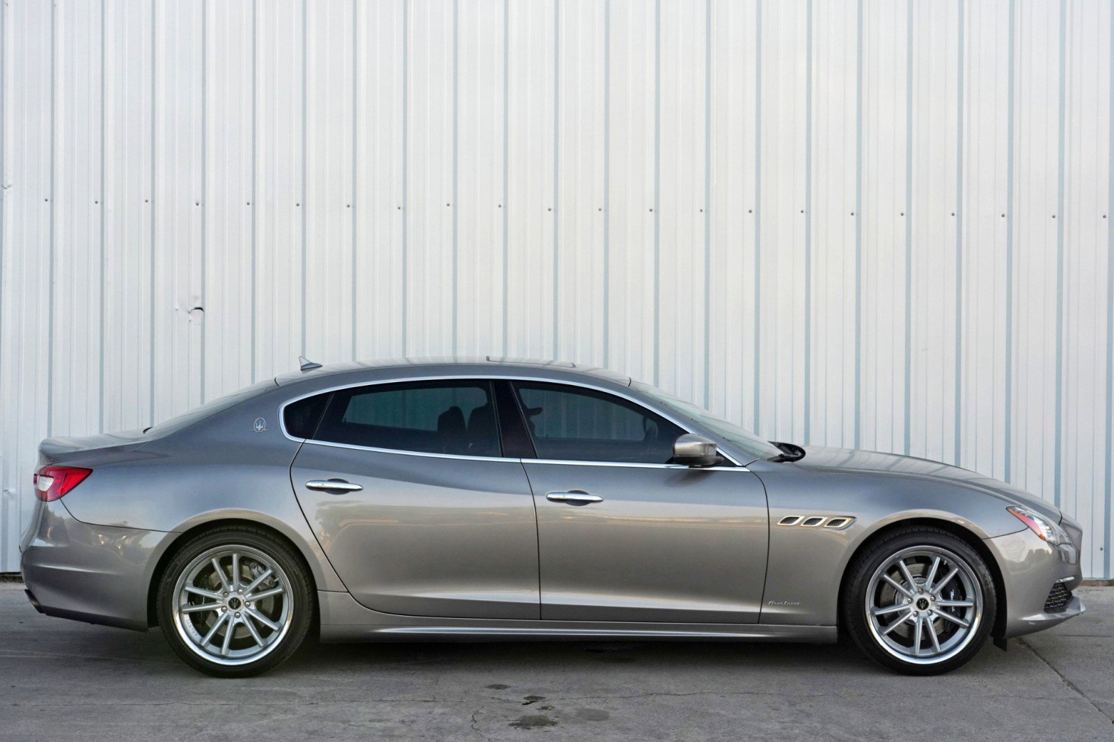 Used 2017 Maserati Quattroporte S GranLusso image 51