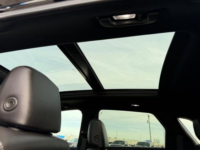 Certified 2022 Cadillac XT5 Sportv w/ Technology Package image 11