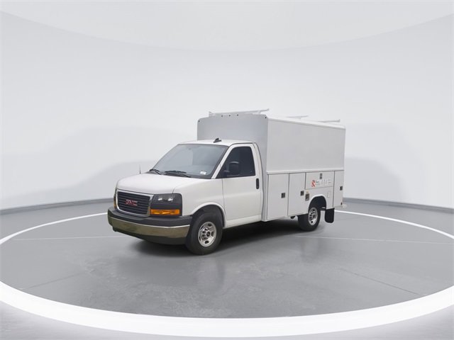 New 2025 GMC Savana 3500 w/ Power Convenience Package image 3