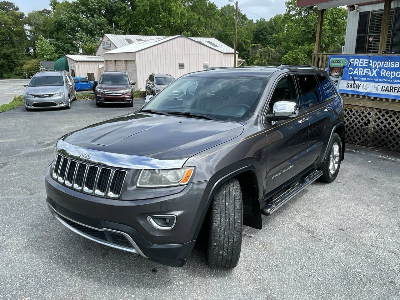 Used 2014 Jeep Grand Cherokee Limited RWD image 3