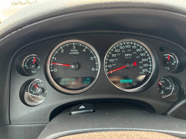 Used 2013 Chevrolet Avalanche LTZ AWD/4WD image 29