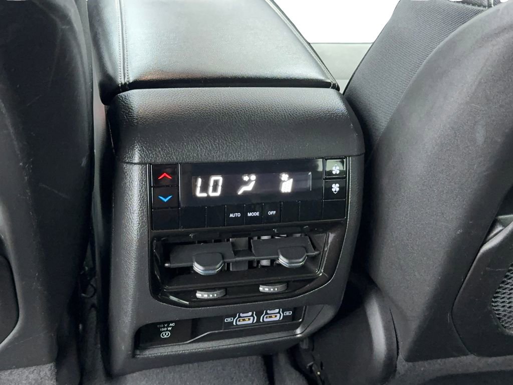 Used 2023 Jeep Grand Cherokee L Laredo AWD/4WD image 43