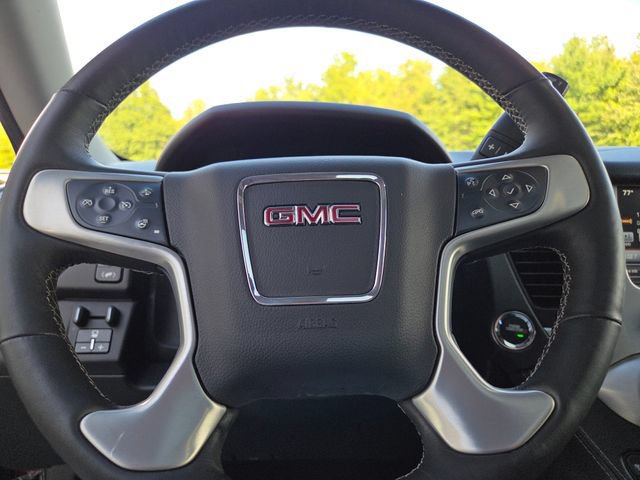 Used 2016 GMC Yukon SLT w/ Open Road Package AWD/4WD image 38
