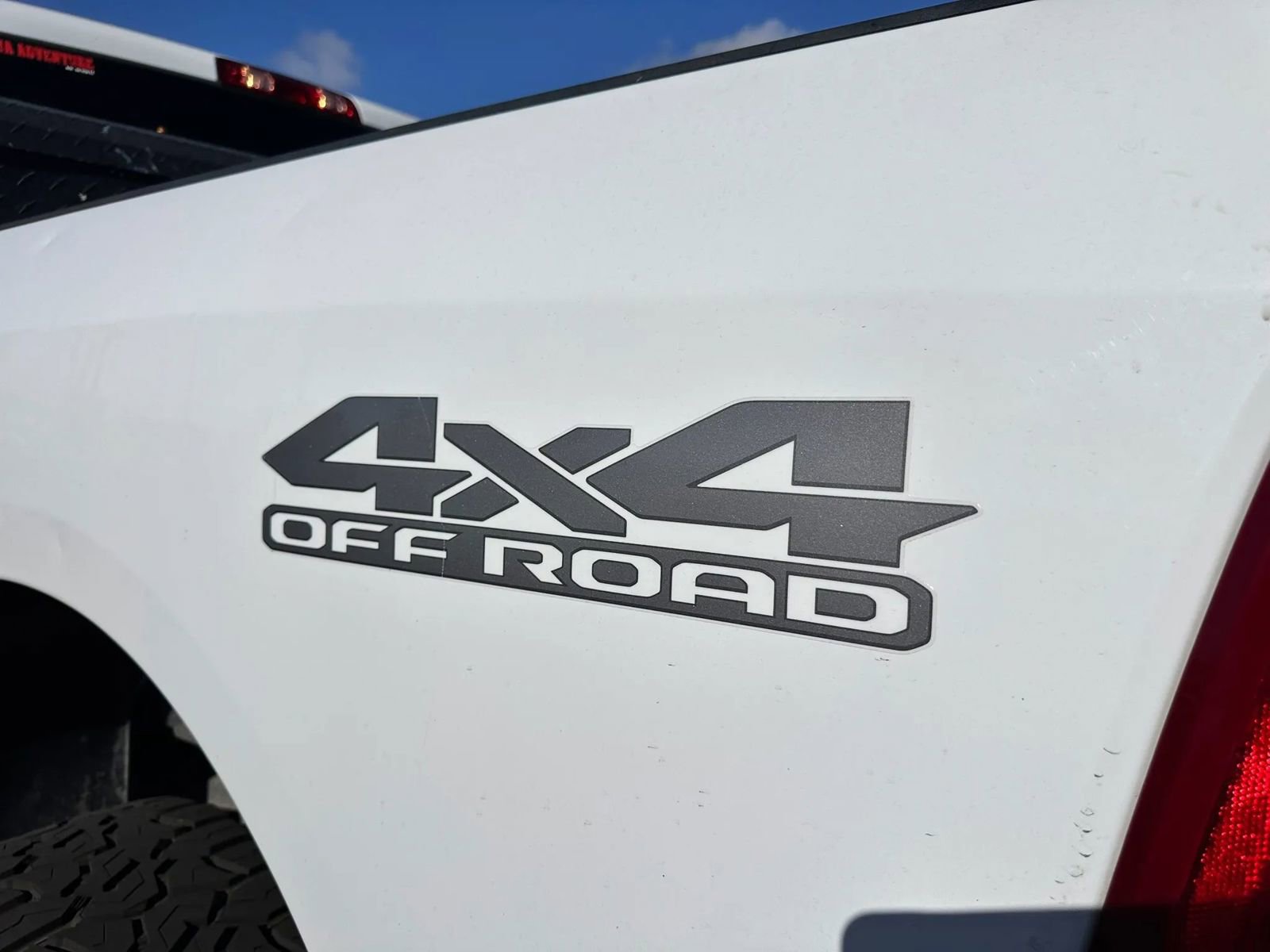 Used 2020 RAM 2500 Tradesman w/ Chrome Appearance Group AWD/4WD image 12