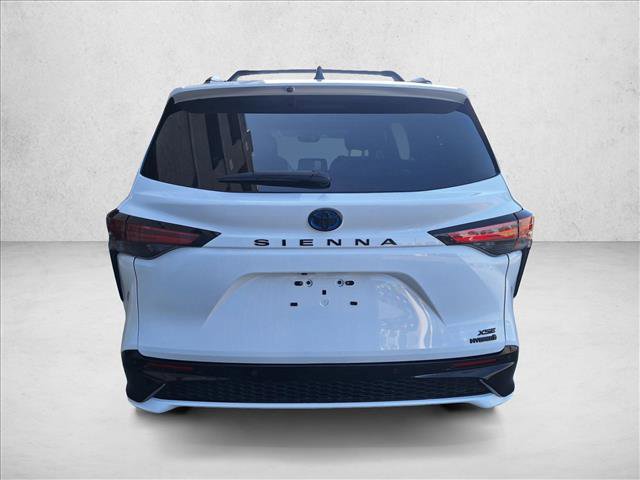 Certified 2024 Toyota Sienna XSE w/ XSE Premium Package image 6