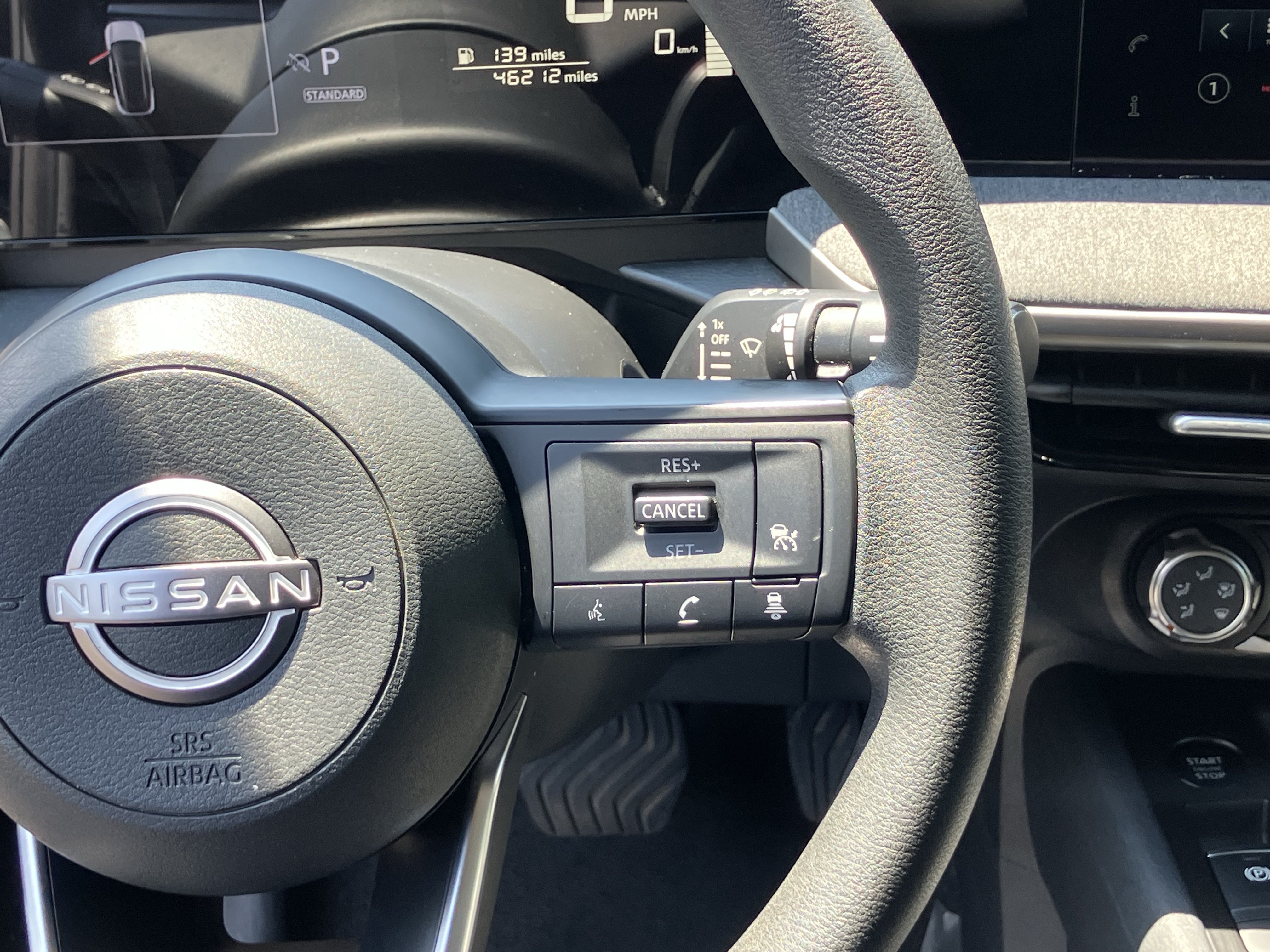 Used 2025 Nissan Kicks SV FWD image 22
