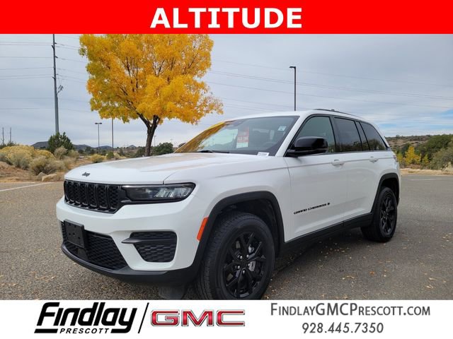 Used 2024 Jeep Grand Cherokee Altitude image 1
