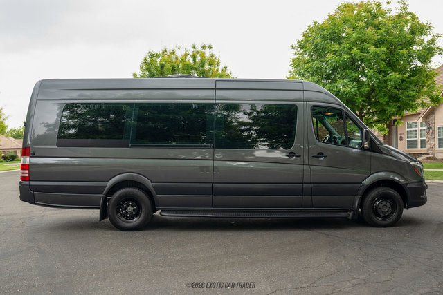 Used 2017 Mercedes-Benz Sprinter 3500 image 9