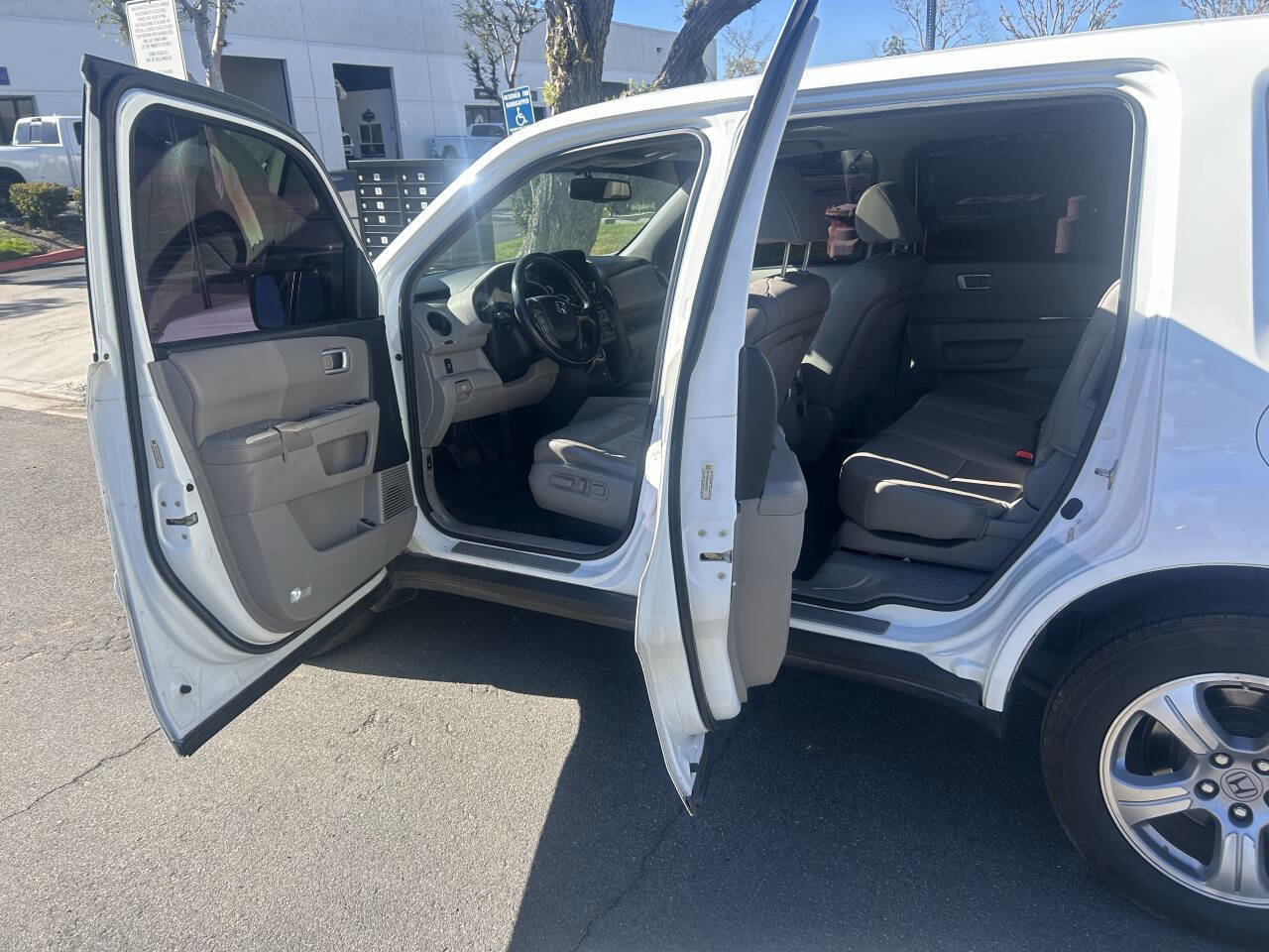 Used 2014 Honda Pilot EX-L image 2