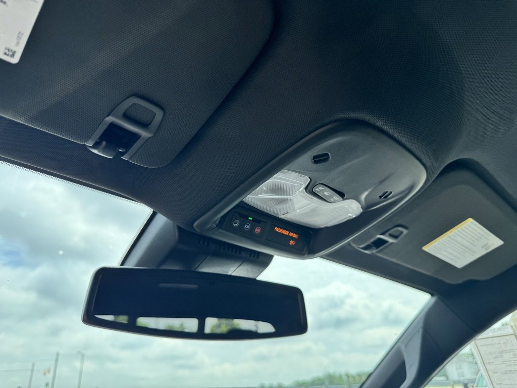 New 2025 GMC Canyon Elevation w/ Convenience Package image 28