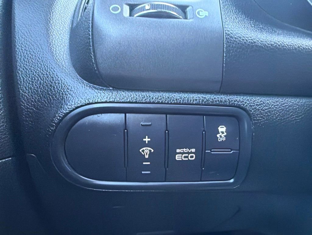 Used 2016 Kia Forte LX FWD image 17