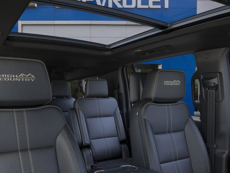 New 2026 Chevrolet Suburban High Country image 25