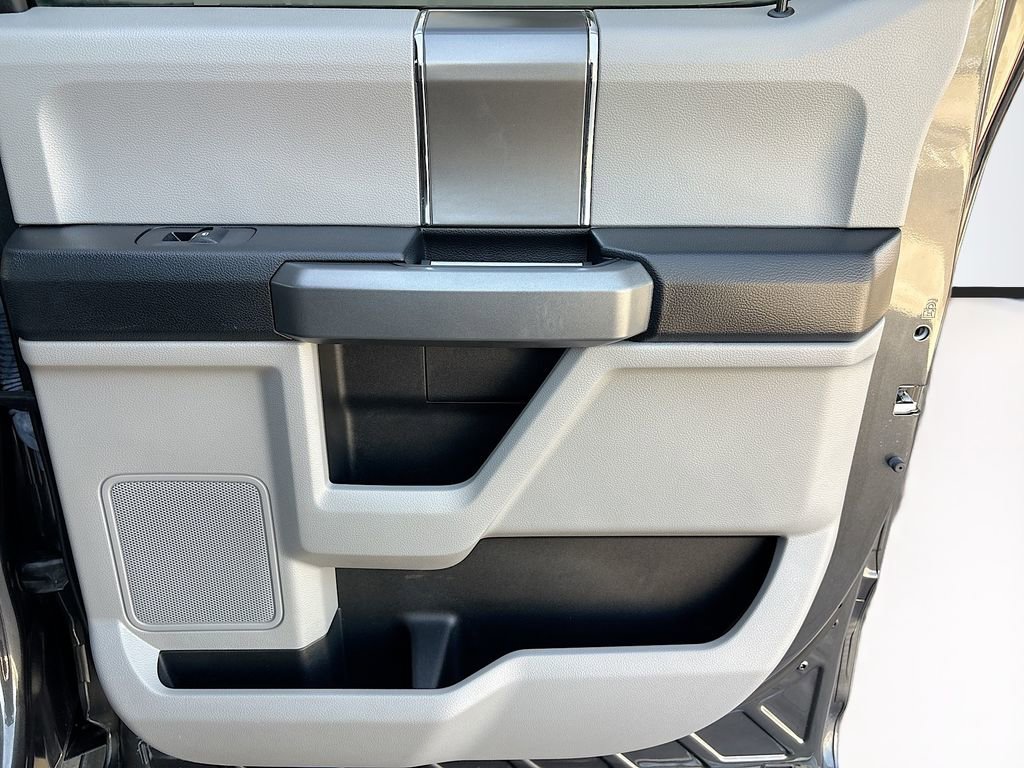 Used 2018 Ford F250 XLT w/ XLT Premium Package RWD image 26