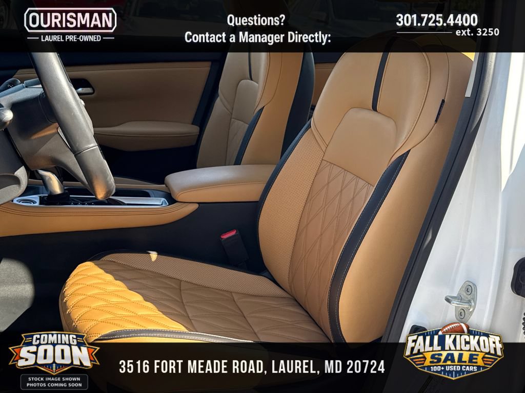 Used 2025 Nissan Sentra SV w/ SV Premium Package FWD image 6