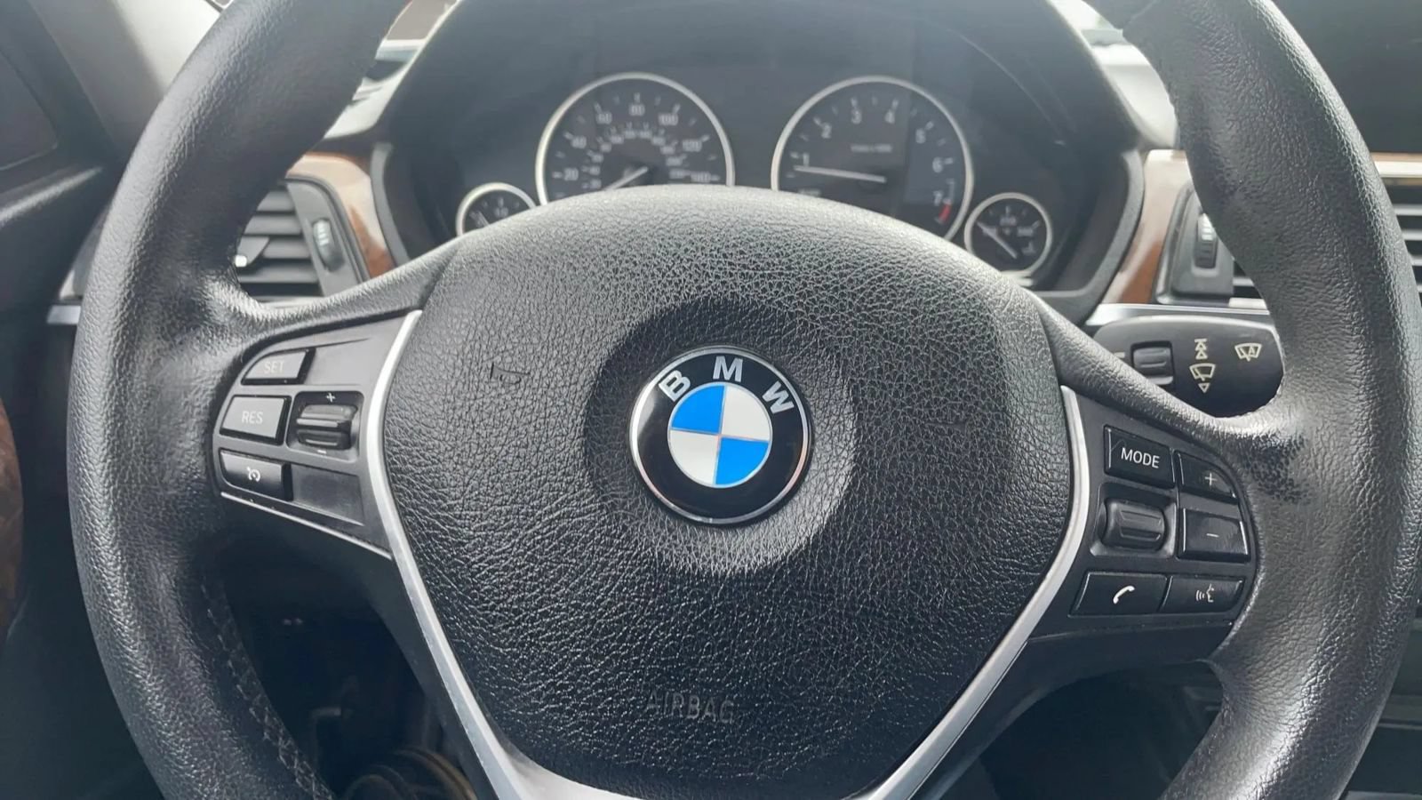 Used 2014 BMW 328i Sedan RWD image 23
