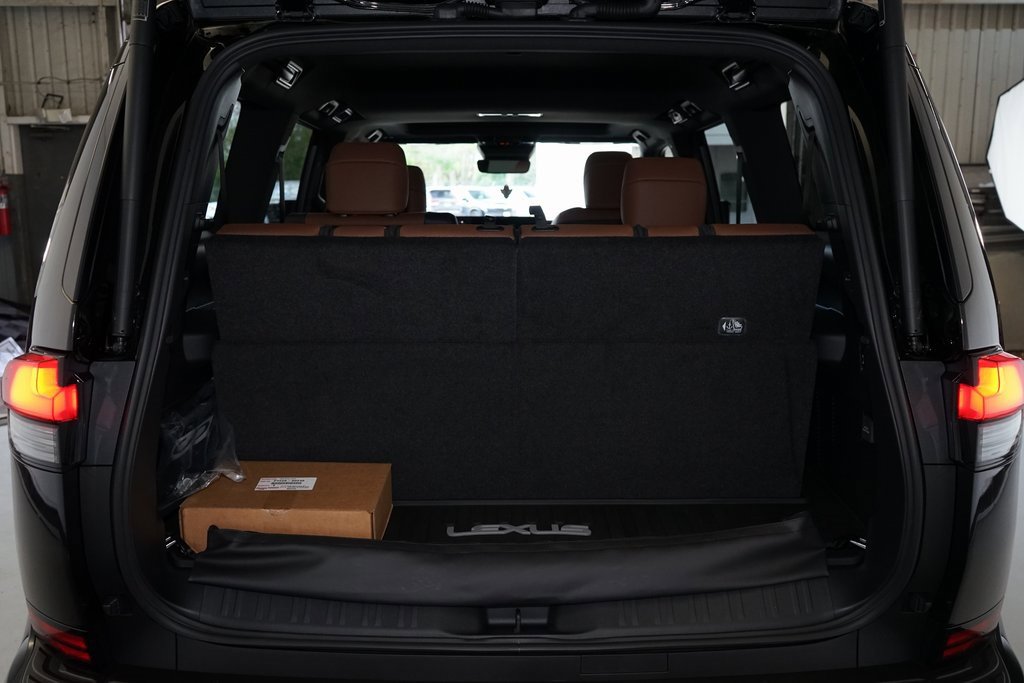 Used 2025 Lexus GX 550 image 30