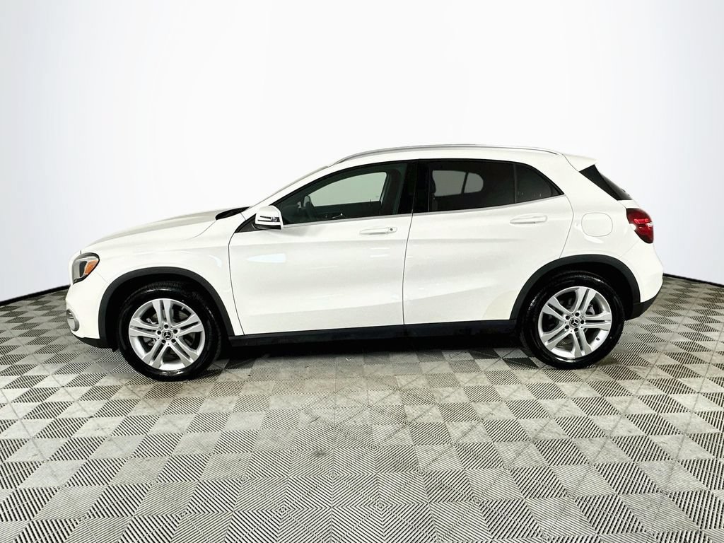 Used 2020 Mercedes-Benz GLA 250 4MATIC image 4
