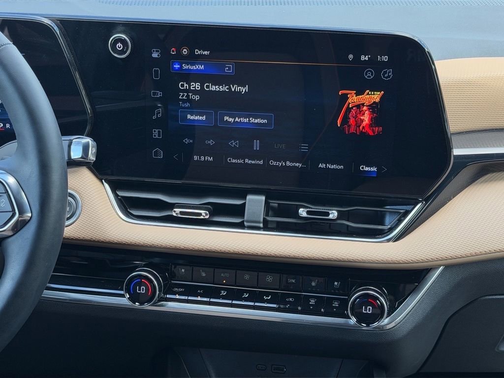 Used 2026 Chevrolet Equinox ACTIV w/ Convenience Package III image 17