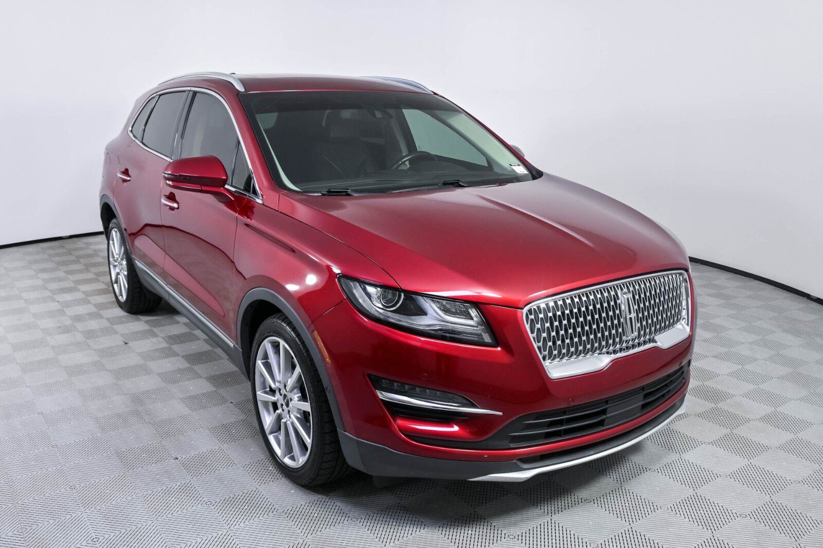 Used 2019 Lincoln MKC Reserve w/ MKC Technology Package FWD image 24