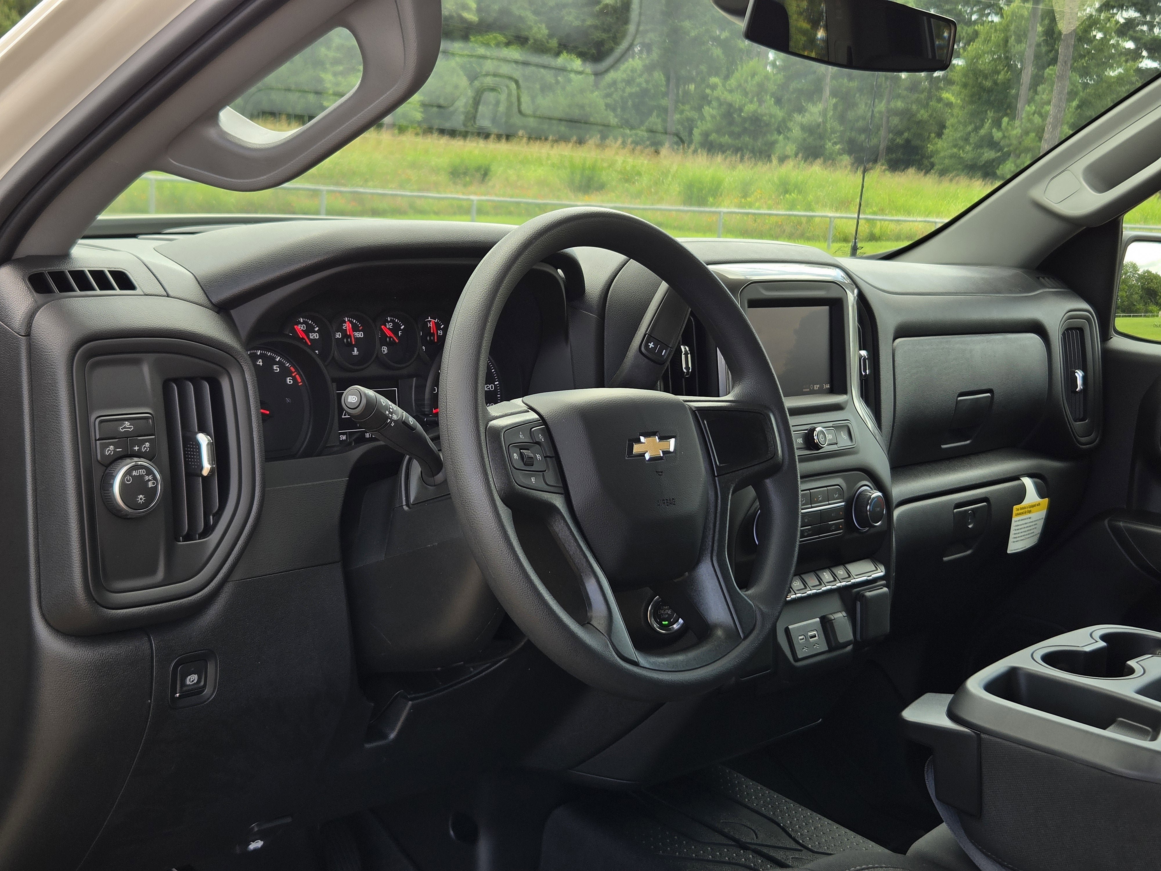 New 2026 Chevrolet Silverado 1500 Custom w/ LPO, Dark Essentials Package RWD image 11