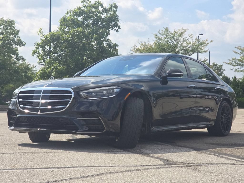 Used 2024 Mercedes-Benz S 580 4MATIC Sedan w/ AMG Line image 13