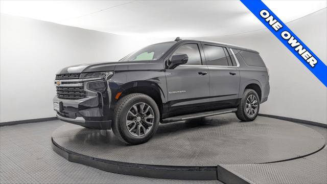 Used 2021 Chevrolet Suburban LT w/ LT Signature Package image 2
