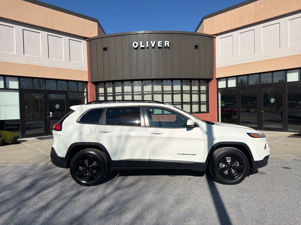 Used 2018 Jeep Cherokee Limited w/ High Altitude Package image 8