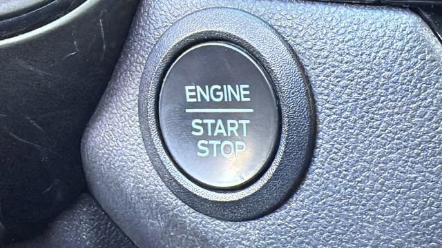 Used 2024 Ford Escape ST-Line image 17