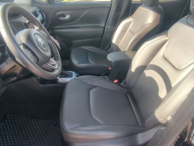 Used 2022 Jeep Renegade Limited AWD/4WD image 11