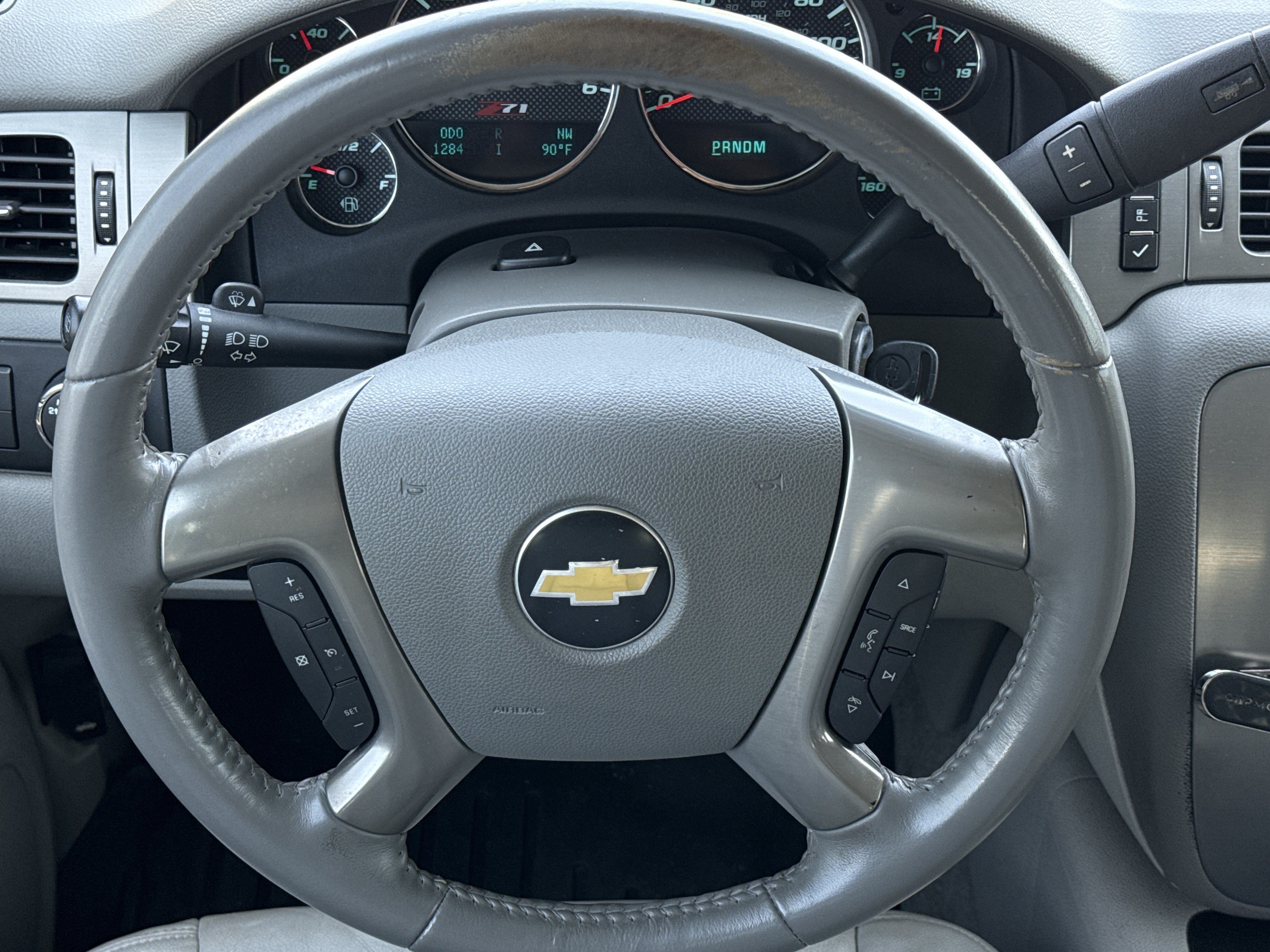 Used 2011 Chevrolet Tahoe LT w/ Luxury Package AWD/4WD image 18