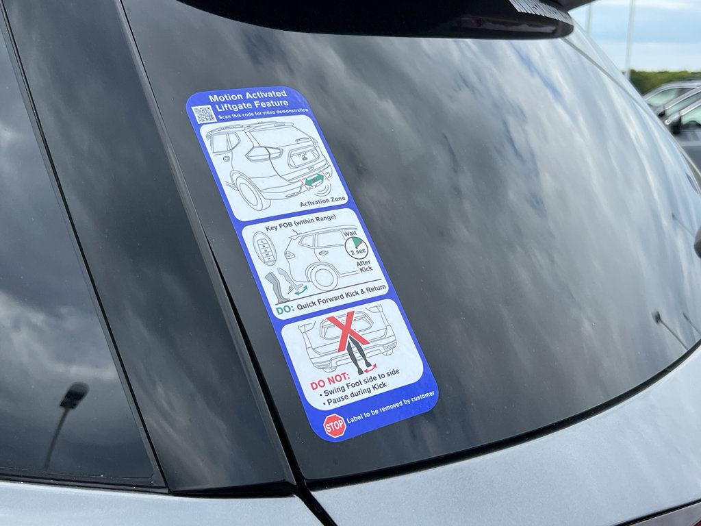 New 2025 Nissan Pathfinder Platinum w/ Cargo Package image 9