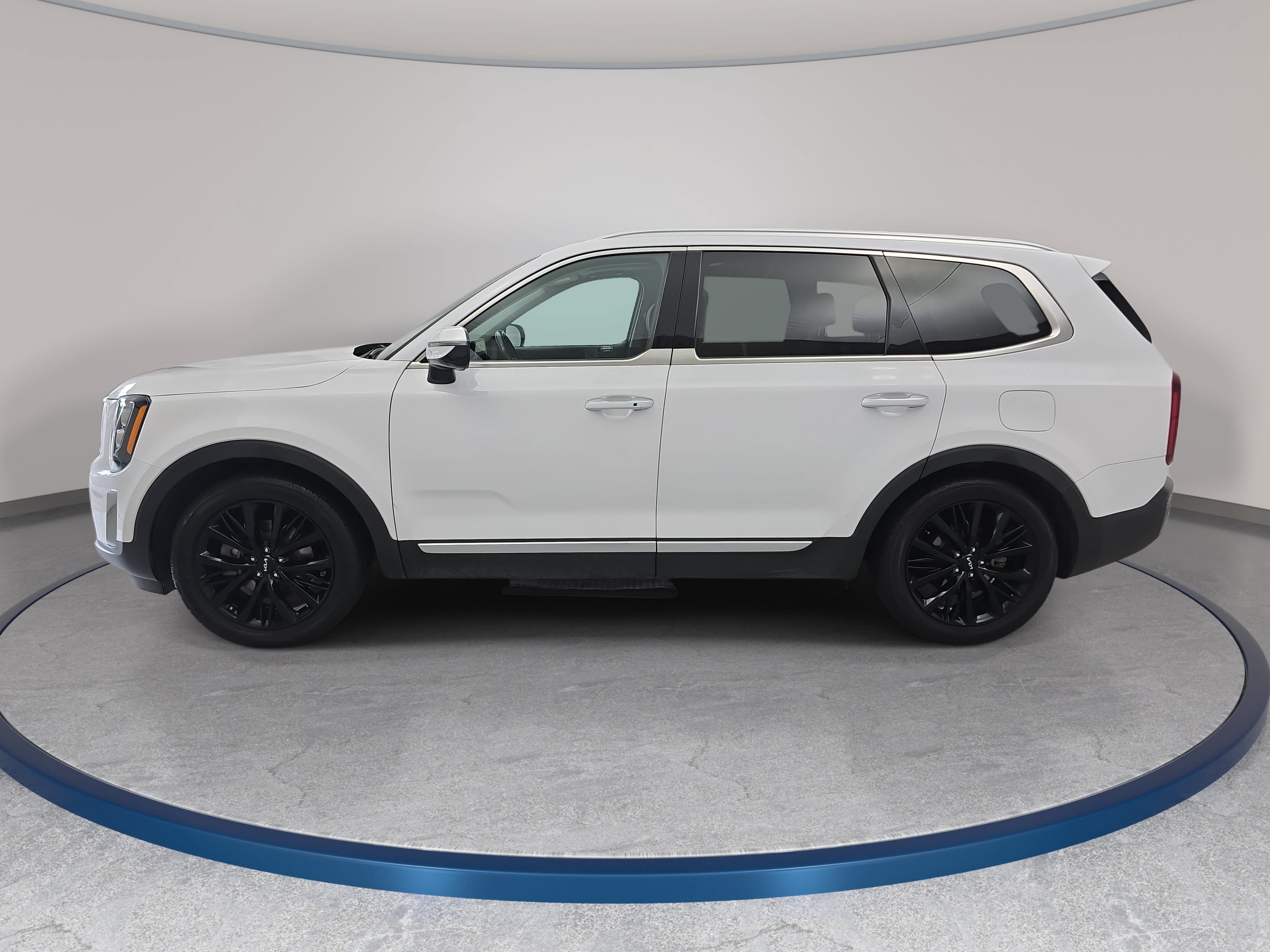 Used 2022 Kia Telluride SX w/ SX Prestige Package AWD/4WD image 8