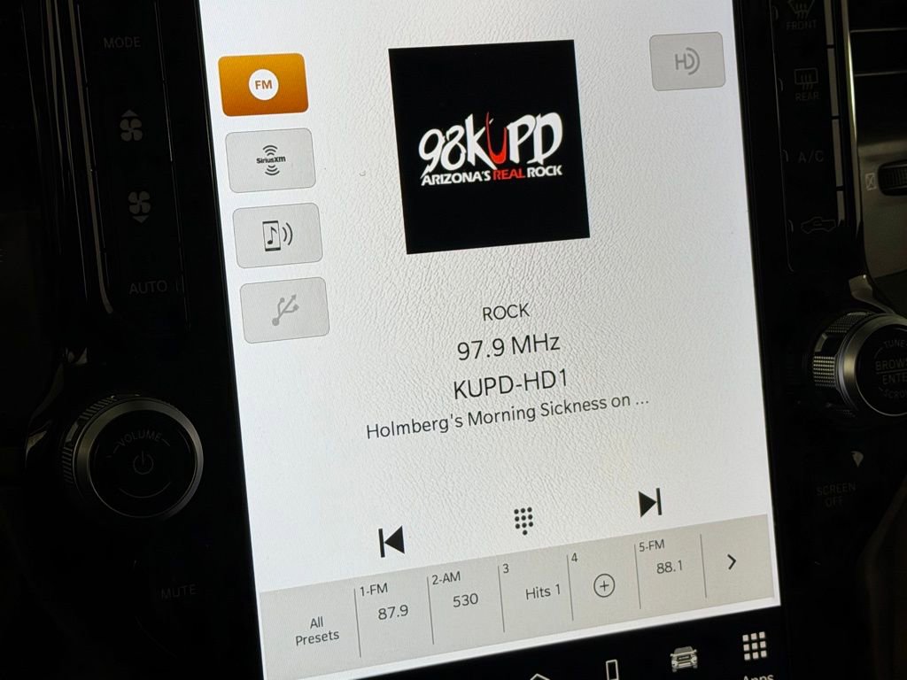 Used 2024 RAM 2500 Limited w/ Towing Technology Group image 19