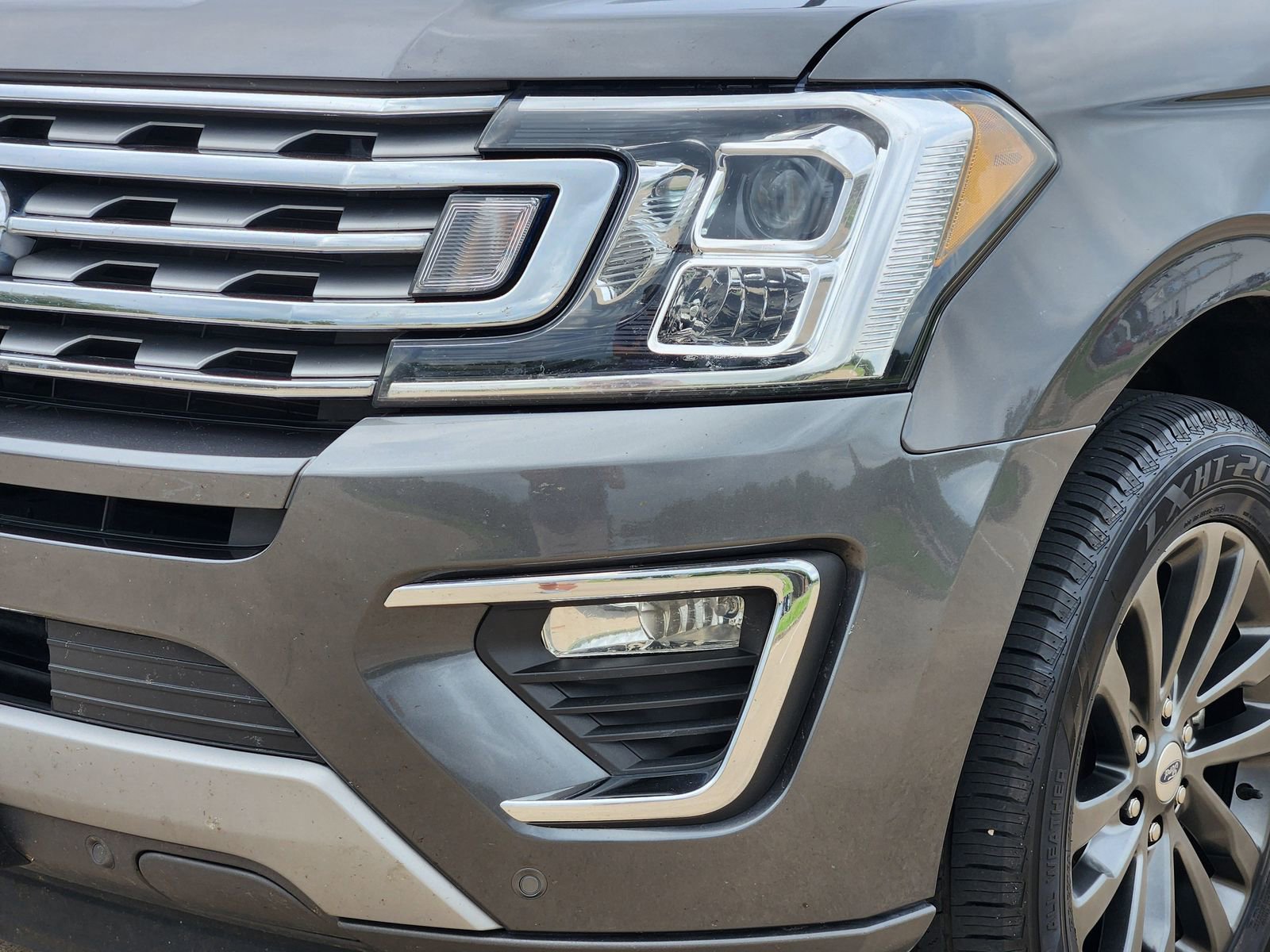 Used 2021 Ford Expedition Limited image 10