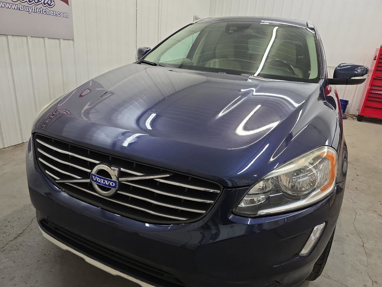 Used 2015 Volvo XC60 T6 AWD/4WD image 18