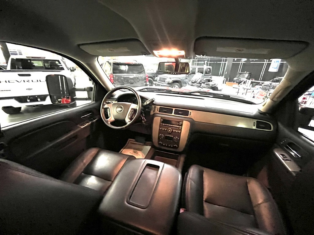 Used 2013 Chevrolet Silverado 3500 LTZ w/ LTZ Plus Package image 22