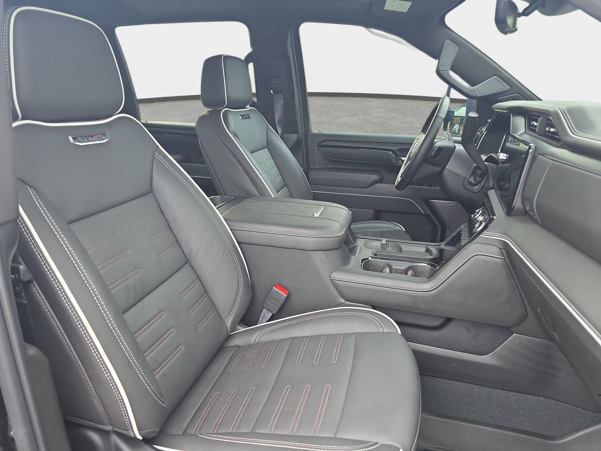 Used 2026 GMC Sierra 2500 AT4X AWD/4WD image 10