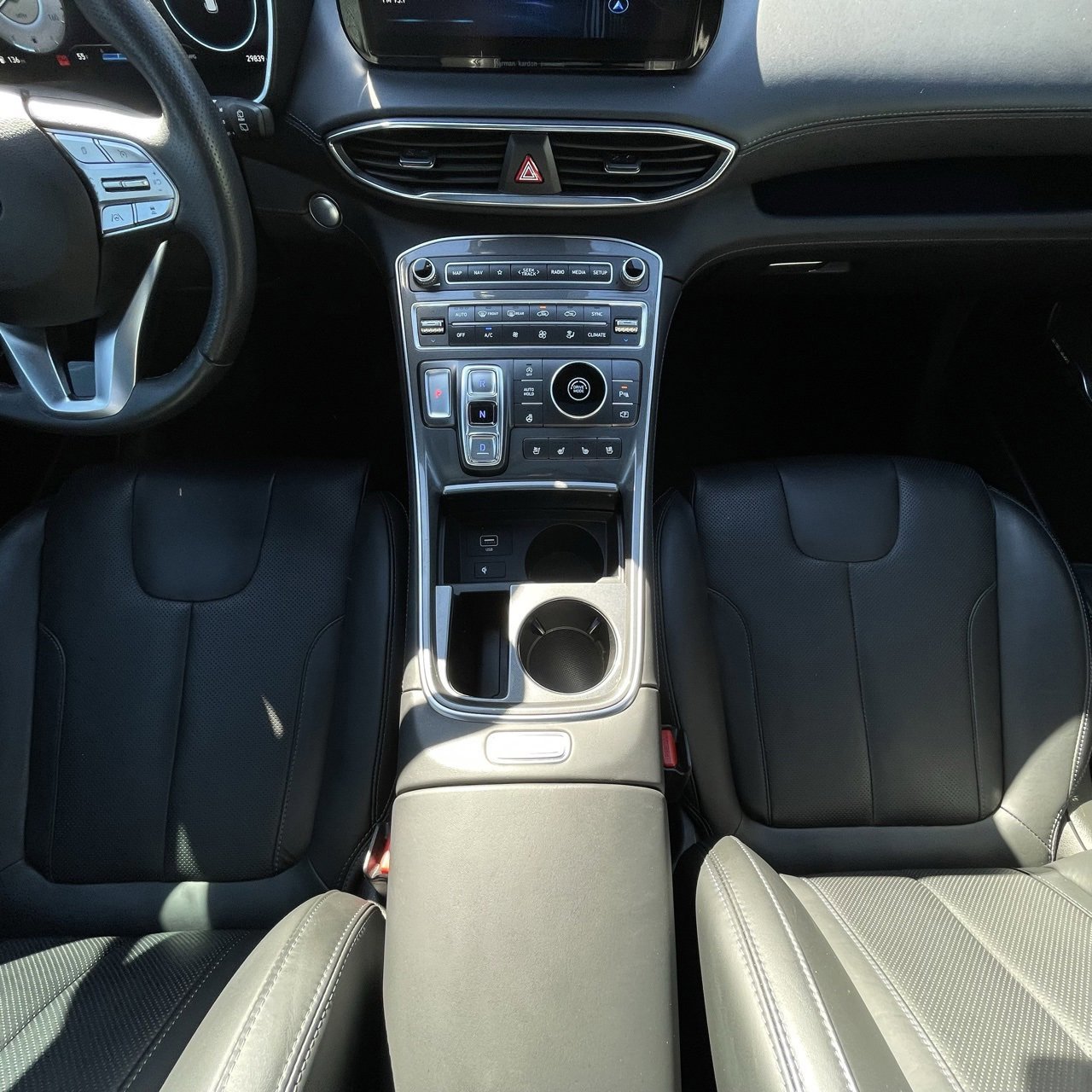 Used 2023 Hyundai Santa Fe Calligraphy image 19