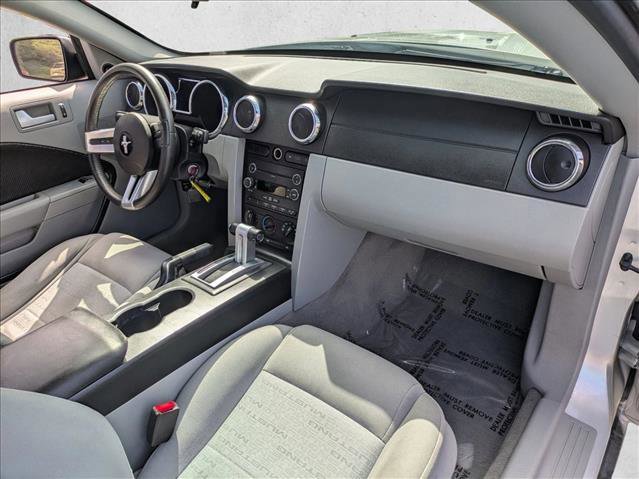 Used 2009 Ford Mustang Coupe image 16