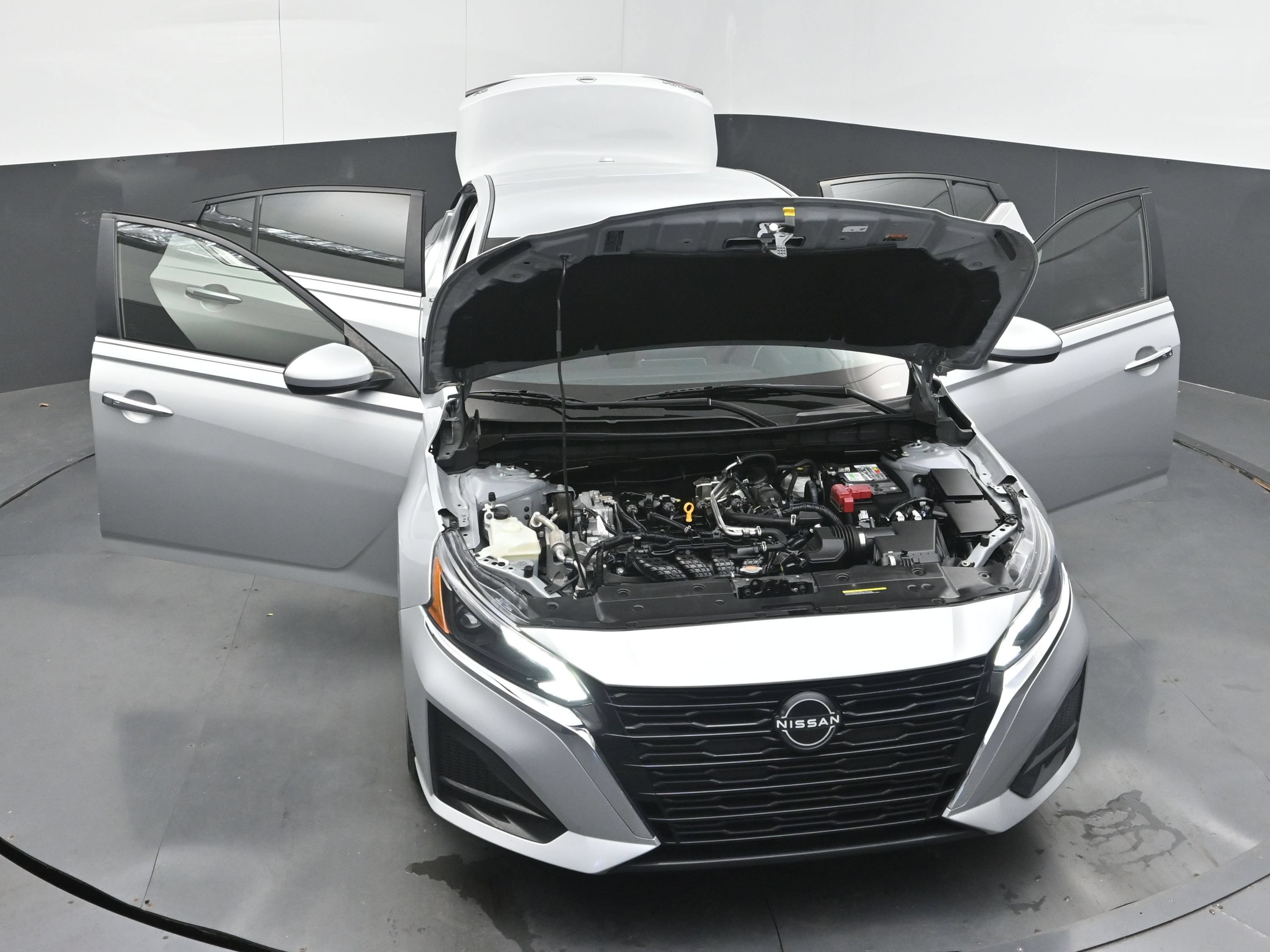 Used 2023 Nissan Altima 2.5 SV FWD image 40