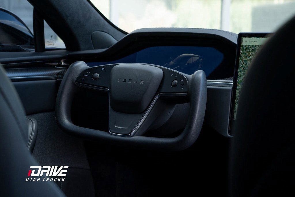 Used 2021 Tesla Model S Plaid image 15